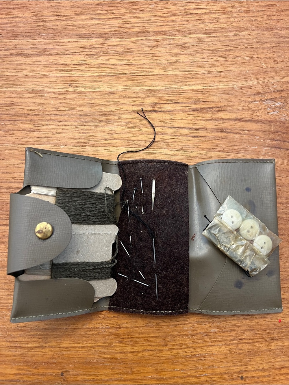 Vintage US Military Sewing Kit